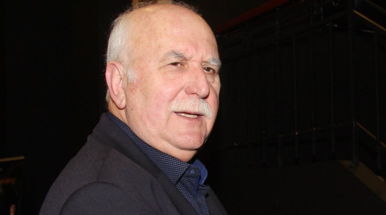 Έξαλος Παπαδάκης γιατί προσέβαλαν τον γιο του:«Κάθαρμα, ζήτα συγγνώμη»!