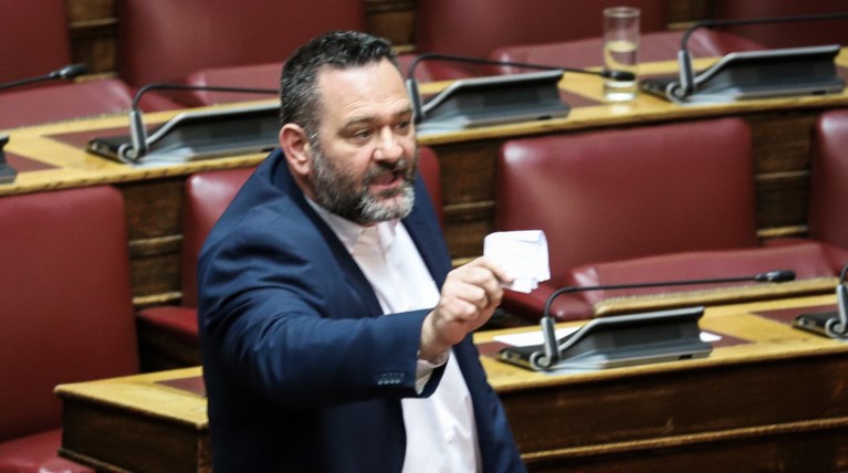 Γ. Λαγός: Ο χρυσαυγίτης ευρωβουλευτής με απαγόρευση εξόδου από τη χώρα