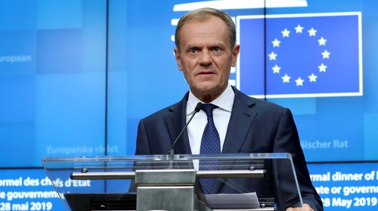 O Τουσκ επικεφαλής των διαπραγματεύσεων για την ηγεσία της Κομισιόν