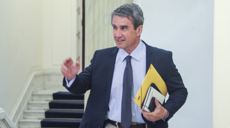 Στην εισαγγελία διαφθοράς ο Λοβέρδος: Άθλια σκευωρία η Novartis