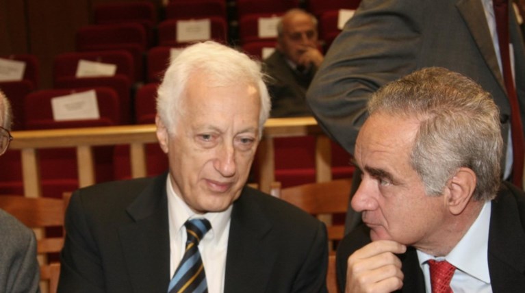 Σταθόπουλος: Ο ΠτΔ ελέγχει τη συνταγματικότητα της απόφασης