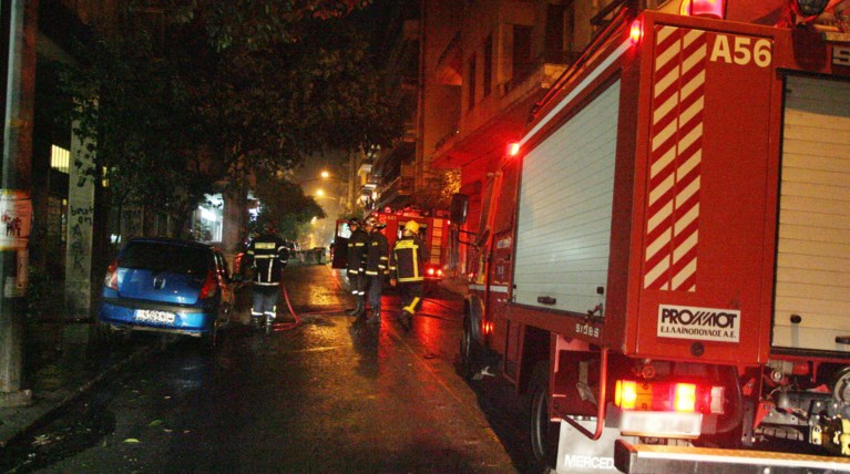Νεκρός ηλικιωμένος από φωτιά σε μονοκατοικία στην Κυψέλη