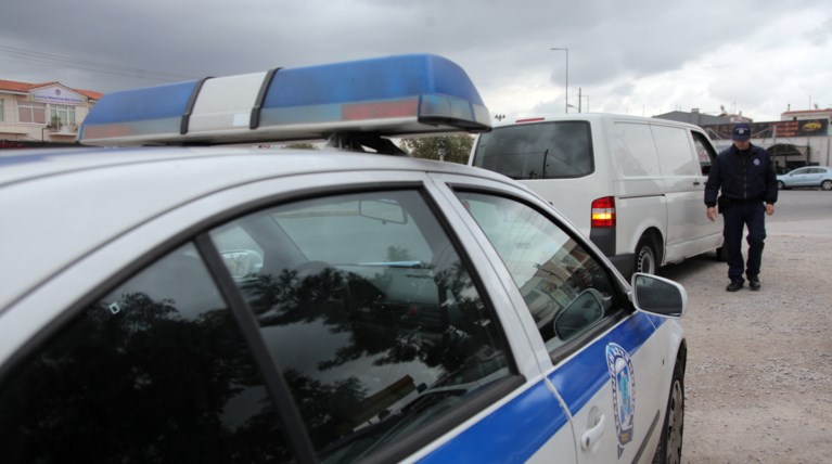 Σοβαρό τροχαίο στη Λαυρίου με βυτιοφόρο και ΙΧ