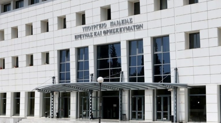 «Πράσινο φως» για 10.500 προσλήψεις εκπαιδευτικών