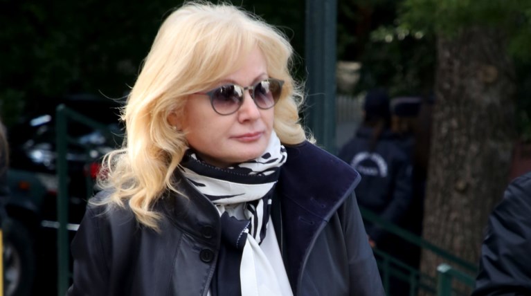 Αγωνία για τη μητέρα της Νικολούλη: η διάγνωση, το χειρουργείο