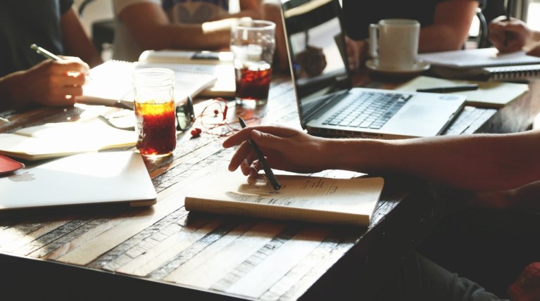 Η γενιά των «Millennials» και η «Generation Z» αποκαλύπτονται