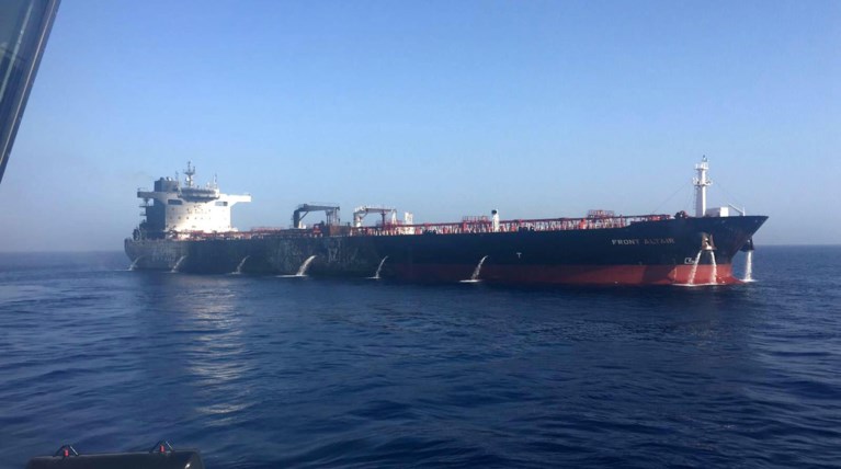 Αγωνία στις αγορές μετά την επίθεση στα δύο τάνκερ