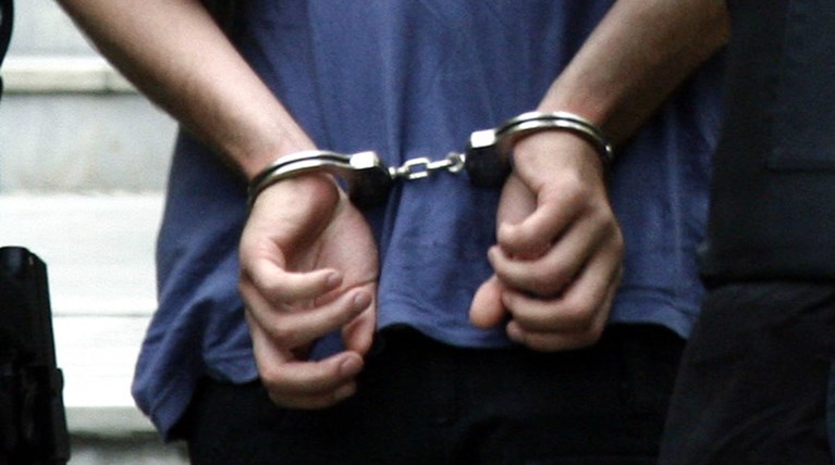 Θεσσαλονίκη: Παρίσταναν τους ηλεκτρολόγους για να κλέβουν σπίτια