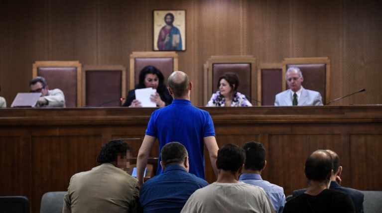 Δίκη Χρυσής Αυγής: Προκλητική απουσία 11 κατηγορούμενων, αντίδραση προέδρου
