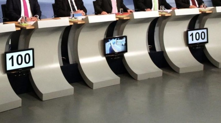 Στον «αέρα» το ντιμπέιτ των πολιτικών αρχηγών της 1ης Ιουλίου