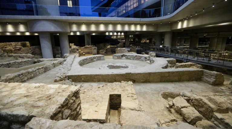 Περιήγηση στη σπουδαία ανασκαφή του Μουσείου Ακρόπολης