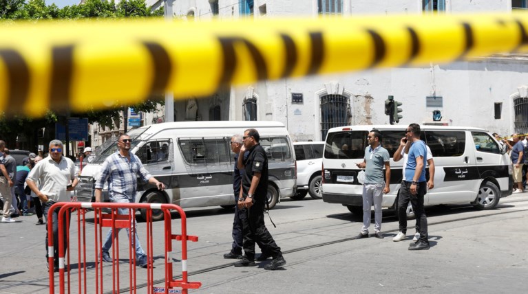 Βομβιστές καμικάζι στην Τυνησία: Ένας νεκρός, πέντε τραυματίες