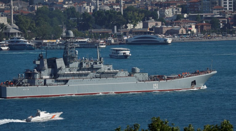 Εuractiv: Η ΕΕ χρειάζεται νέα προσέγγιση για την ασφάλεια της Μεσογείου