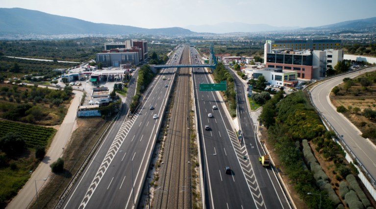 Πόλεμος κυβέρνησης - Αττικής Οδού για τις αυξήσεις στα διόδια