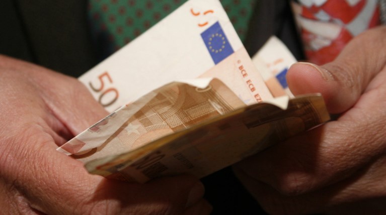 Στα 478 εκατ. ευρώ οι εκκρεμείς επιστροφές φόρων τον Μάιο