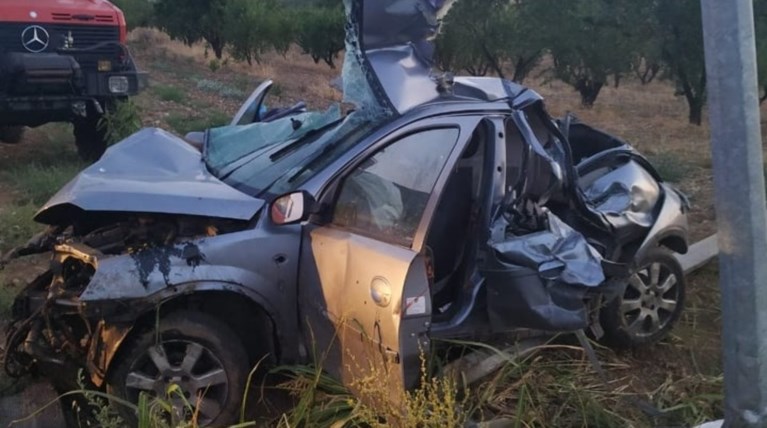 Τροχαίο με δύο νεκρούς στο δρόμο Λάρισας - Αγιάς