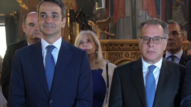 Κουμουτσάκος: «Σεβασμός στους ανθρώπους και την ασφάλεια της χώρας»