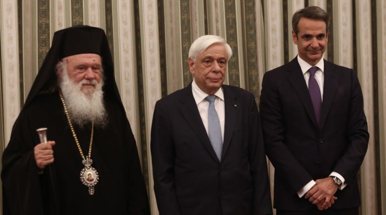 Guardian για Μητσοτάκη: Πρωθυπουργός με ριζικά άλλο στιλ