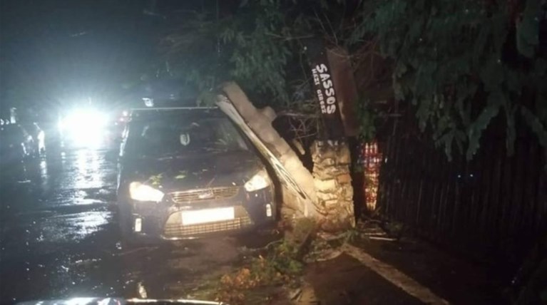 Νεκροί από τη σφοδρή κακοκαιρία που σαρώνει στη Χαλκιδική