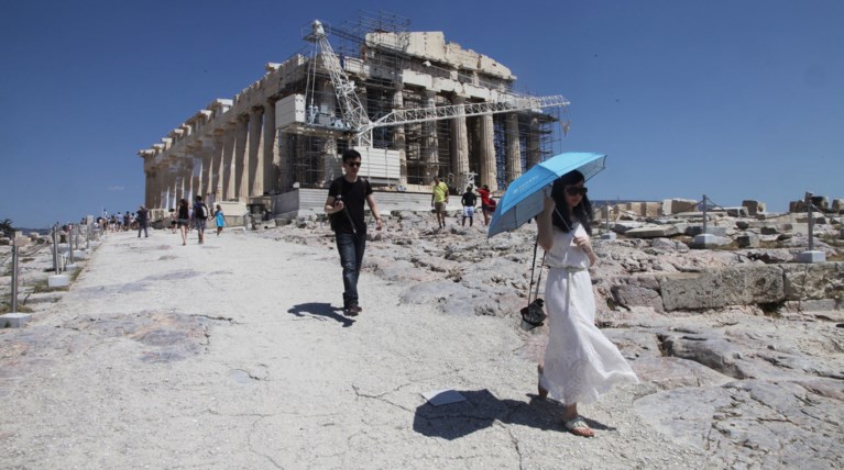ΤτΕ: Αυξημένα κατά 35% τα έσοδα από τον τουρισμό το α' τρίμηνο του 2019