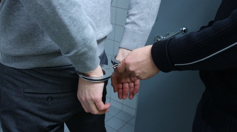 Κύκλωμα πλαστογραφούσε έγγραφα για έκδοση ΑΜΚΑ αντί 150€ ο «πελάτης»