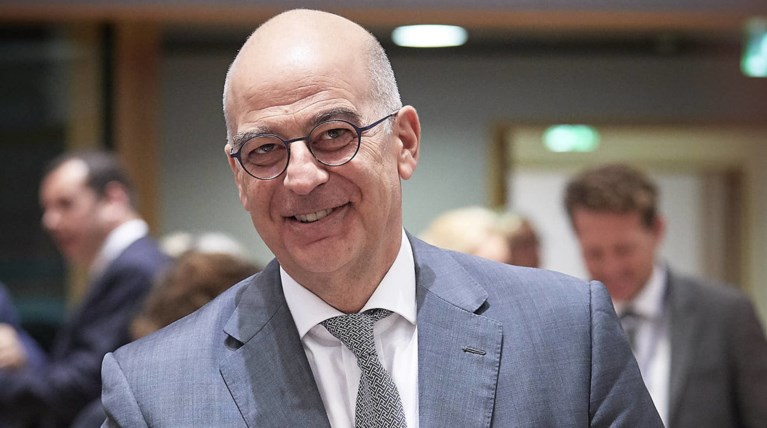 Ορκίστηκε στη Βουλή ο ΥΠΕΞ και βουλευτής ΝΔ, Νίκος Δένδιας