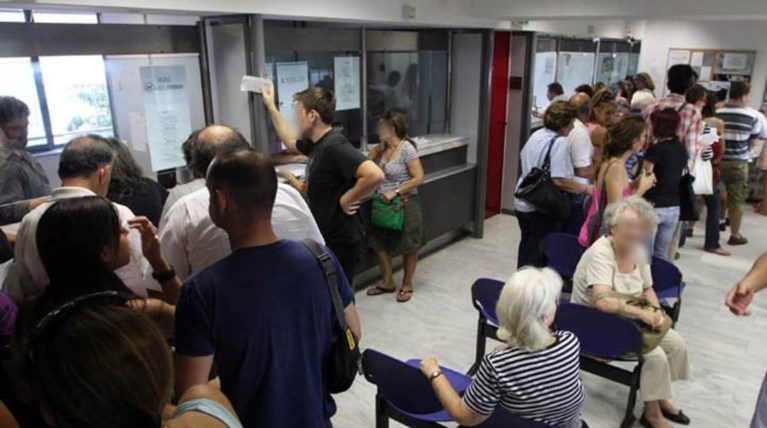 Ξεκινά η συζήτηση του νομοσχεδίου για μείωση ΕΝΦΙΑ και 120 δόσεις