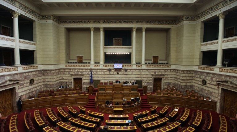 Eνστάσεις της επιστημονικής επιτροπής για απομάκρυνση Θάνου