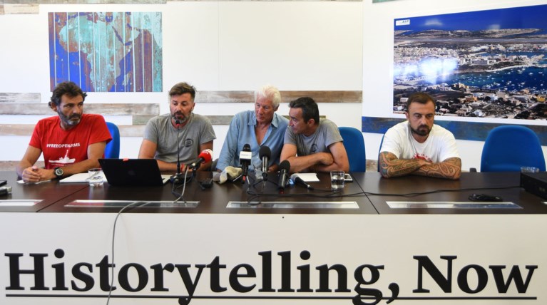 Ο Ρίτσαρντ Γκιρ κάλεσε την Ιταλία να πάψει «να δαιμονοποιεί ανθρώπους»