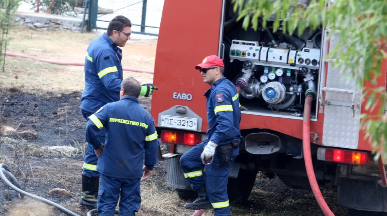 Μάχη με τις φλόγες σε Ελαφόνησο, Ηλεία, Κιλκίς, Πρέσπες και Ζάκυνθο