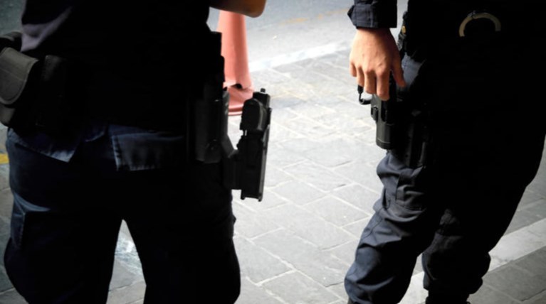 Σύλληψη αστυνομικού στη Ρόδο για εμπλοκή σε κύκλωμα ναρκωτικών