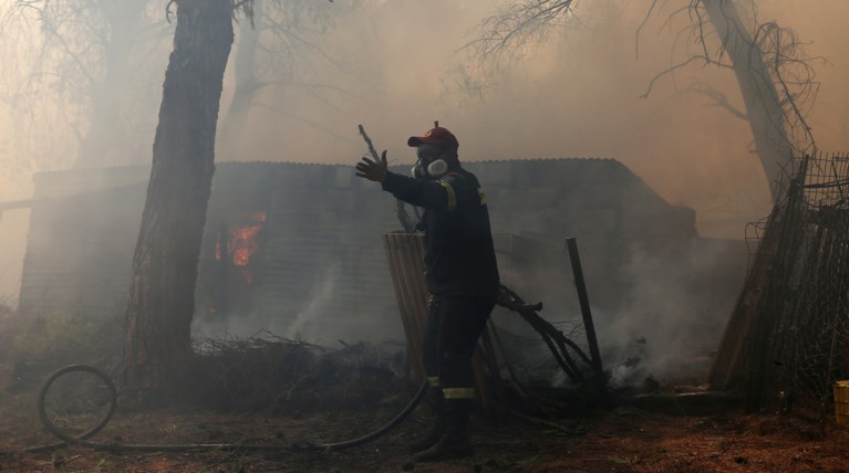 Tρεις ύποπτοι για εμπρησμό στην μεγάλη φωτιά της Εύβοιας
