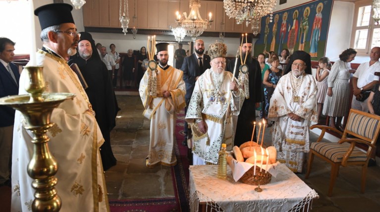 Ίμβρος: Λαμπρή η τελετή για την Κοίμηση της Θεοτόκου