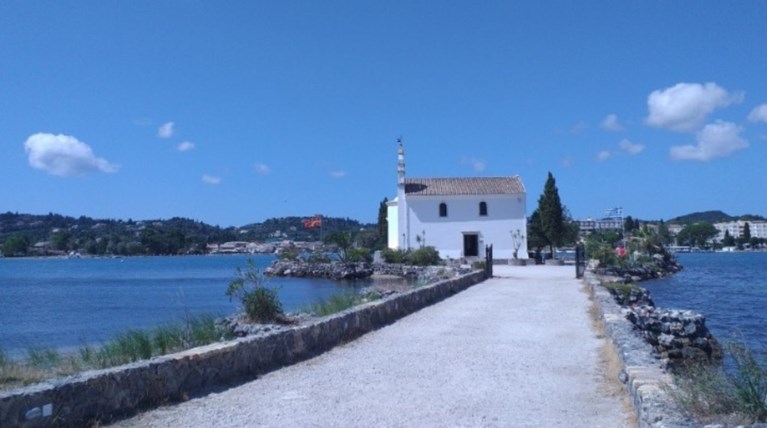 Κέρκυρα: Ένα ιστορικό διαμάντι «καρφιτσωμένο» μέσα στη θάλασσα