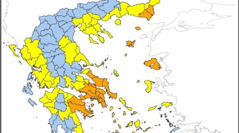 Στο «κόκκινο» και τη Δευτέρα για πυρκαγιές