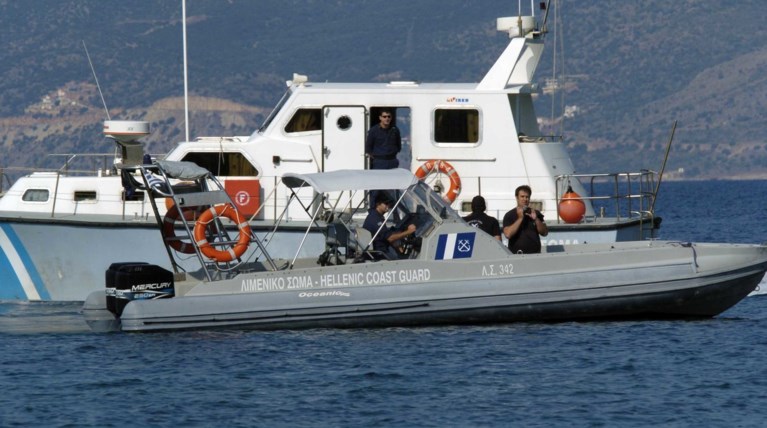 Εντοπίστηκαν 48 μετανάστες σε ακτή βόρεια της Σάμου