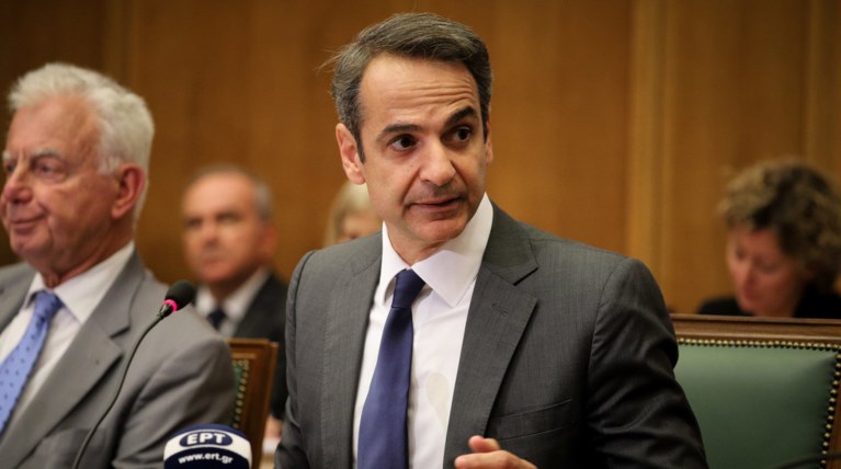 Επικοινωνία του πρωθυπουργού με τον πρώτο επιτυχόντα στην Ιατρική Αθηνών