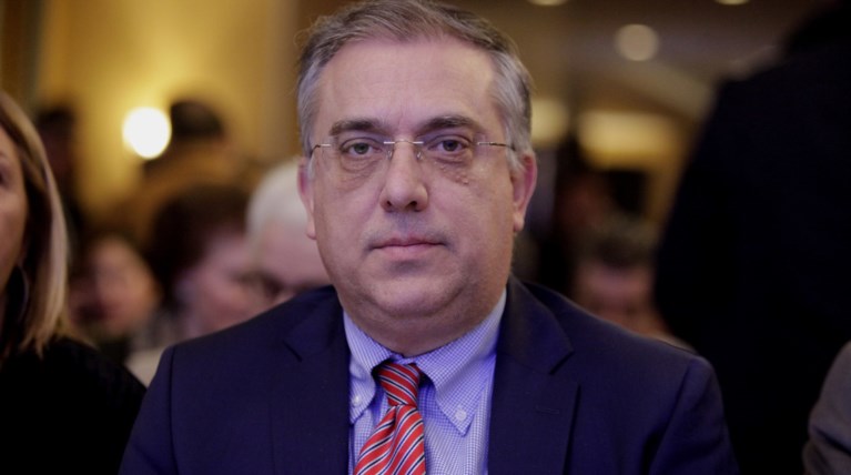 Θεοδωρικάκος: Δεν θα γίνουν απολύσεις στο Δημόσιο