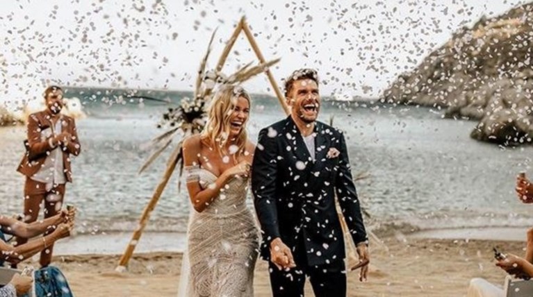 Παραμυθένιος boho γάμος διάσημων Βρετανών στη Μύκονο [Εικόνες]