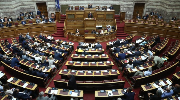 Με ευρεία συναίνεση πέρασε η πράξη νομοθετικού περιεχομένου για το Μάτι
