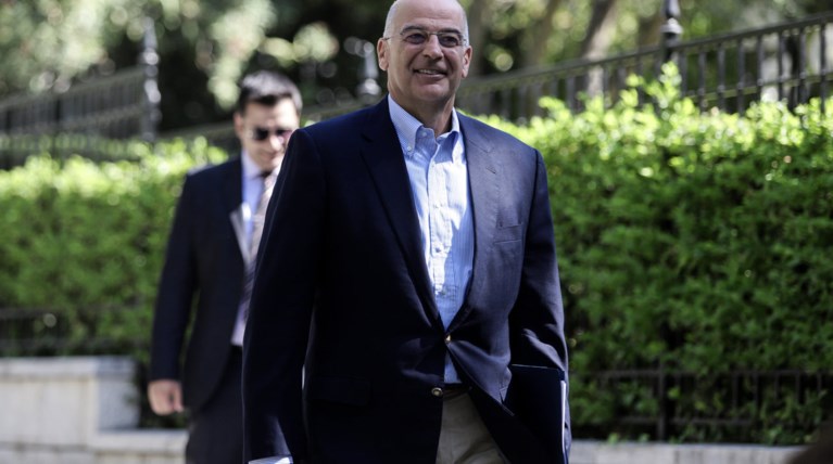 Στο Βερολίνο ο Δένδιας-Κυπριακό & μεταναστευτικό στην ατζέντα