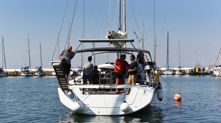 Συμβολικός διάπλους... απεξάρτησης στη Θεσσαλονίκη