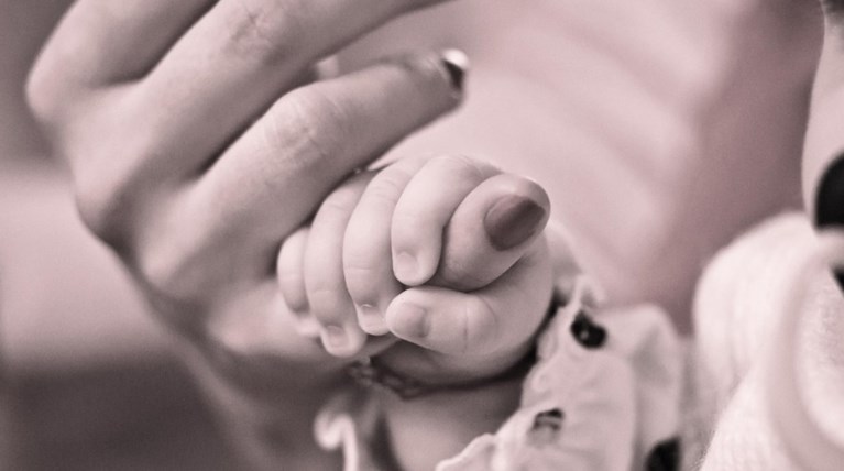 ΟΗΕ: Ένα βρέφος ή μια έγκυος πεθαίνει κάθε 11 δευτερόλεπτα