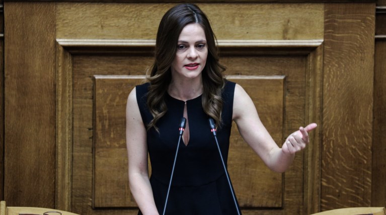 Αχτσιόγλου: ΝΔ & Βρούτσης οδηγούν το ασφαλιστικό και πάλι πίσω στο έλλεμμα