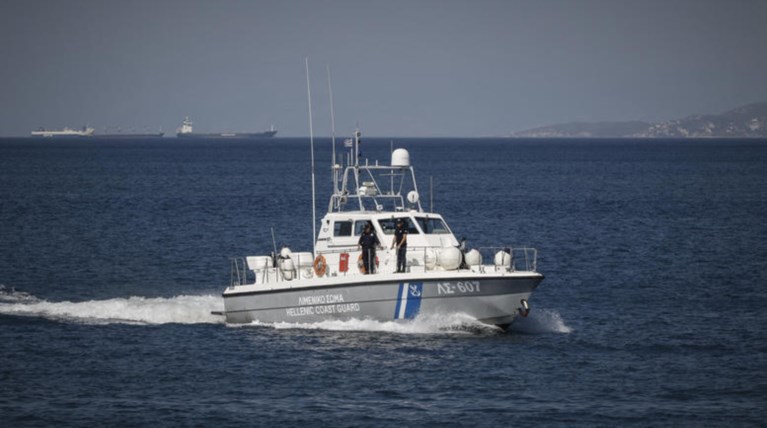 Ακυβέρνητο ιστιοφόρο με 42 μετανάστες 70 ναυτικά μίλια ανοιχτά της Ζακύνθου
