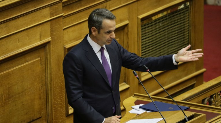 Ώρα Πρωθυπουργού την Παρασκευή με Βαρουφάκη για προσφυγικό