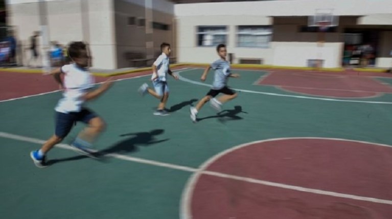 Καθηγητής απείλησε μαθητή με σουγιά: Αν έρθεις, θα σε σφάξω