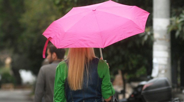 Καταιγίδες και πτώση της θερμοκρασίας από σήμερα