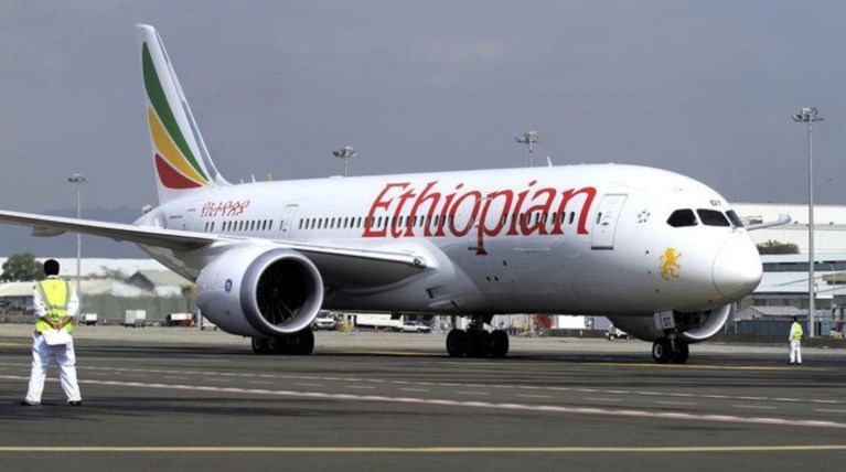 Αναγκαστική προσγείωση Boeing 767 της Ethiopian με φλεγόμενο κινητήρα
