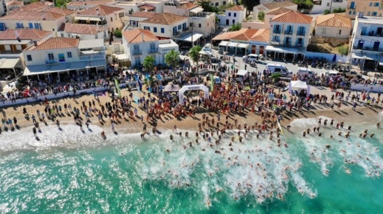 Spetses Mini Marathon 2019: Χιλιάδες άνθρωποι από 42 χώρες